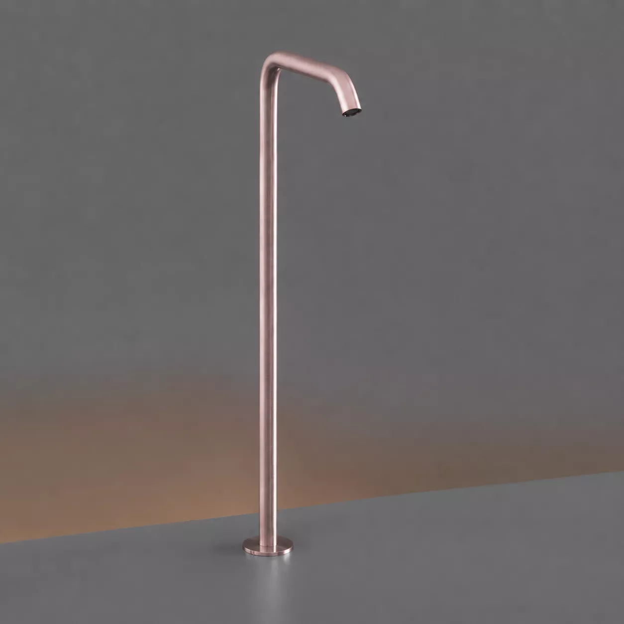 cea MIL 138 schwenkbarer Standauslauf, Höhe: 630mm, bronze satiniert - MIL138ZS
