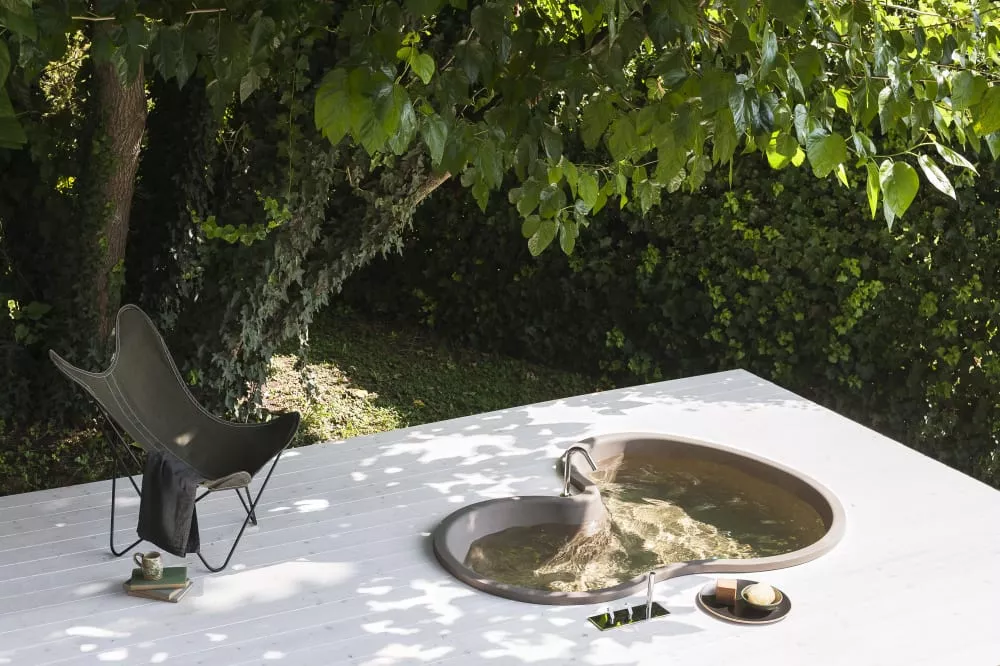 Agape DR Einbauwanne aus Solid Surface, Breite: 189,5cm, Tiefe: 139,5cm, Höhe: 56,5cm, mit Loch für interne Befüllung, inklusive Ablaufgarnitur mit Siphon, Wannenfarbe weiß matt - AVAS1089ZE Agape DR Einbauwanne aus Solid Surface, Breite: 189,5cm, Tiefe: 139,5cm, Höhe: 56,5cm, mit Loch für interne Befüllung, inklusive Ablaufgarnitur mit Siphon, Wannenfarbe weiß matt - AVAS1089ZE