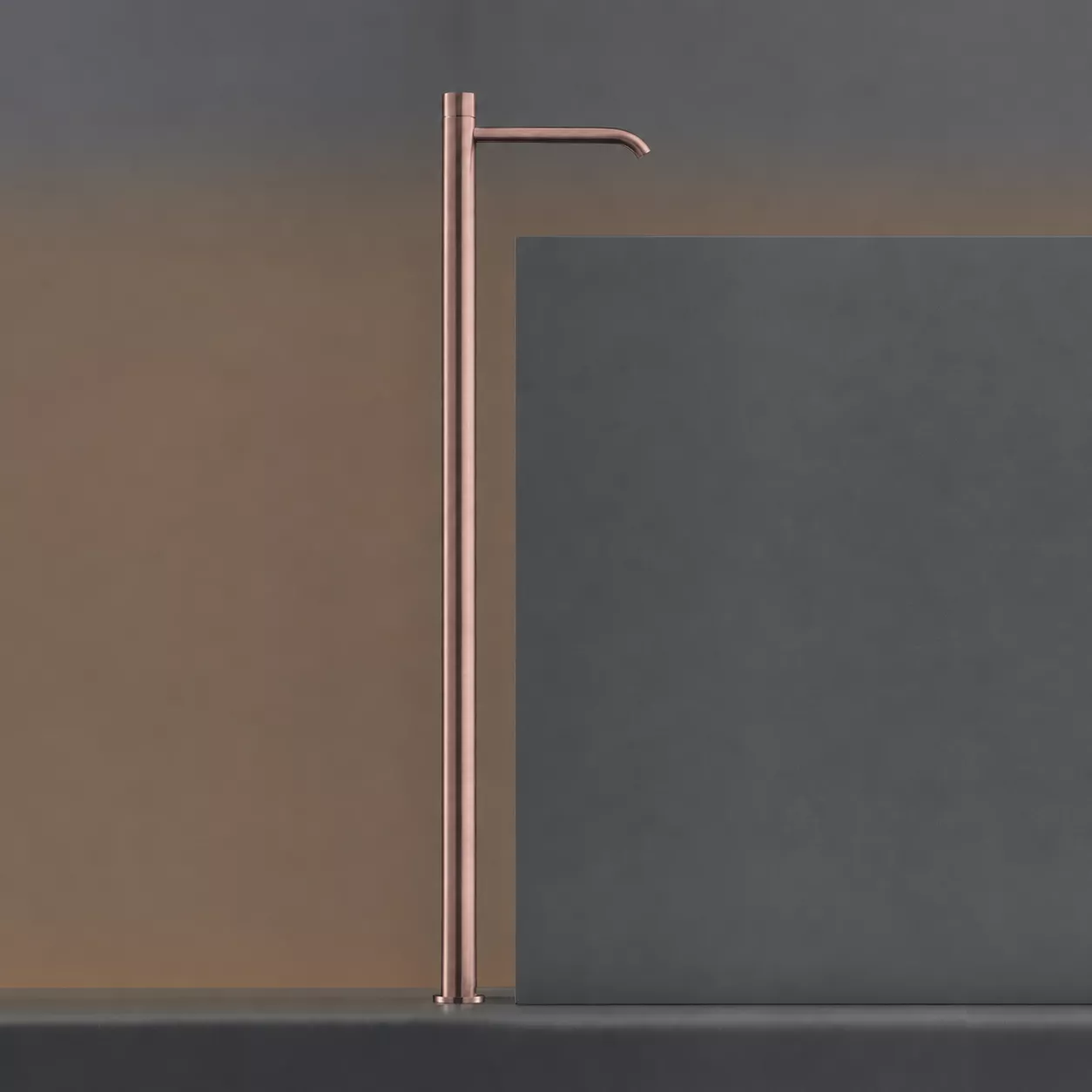 cea MIL 020 freistehende, berührungslose Waschtischarmatur mit Temperaturregulierung, Höhe: 1105mm, bronze satiniert - MIL020ZS cea MIL 020 freistehende, berührungslose Waschtischarmatur mit Temperaturregulierung, Höhe: 1105mm, bronze satiniert - MIL020ZS