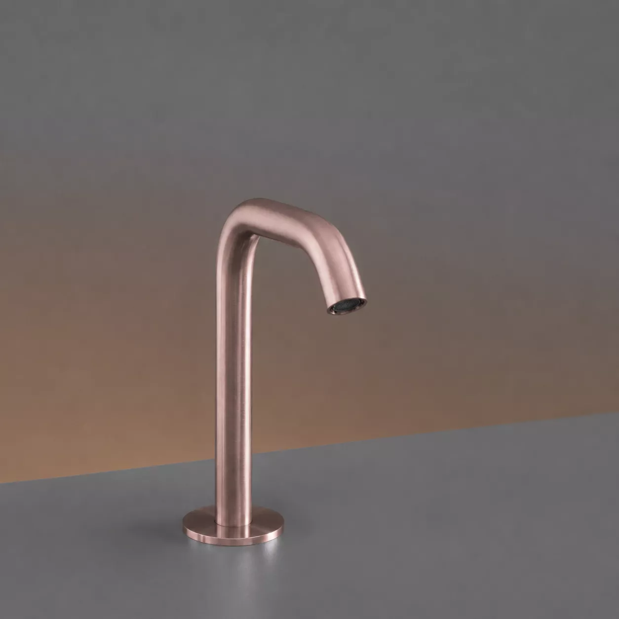 cea MIL 69 schwenkbarer Standauslauf, Höhe: 195mm, bronze satiniert - MIL69ZS