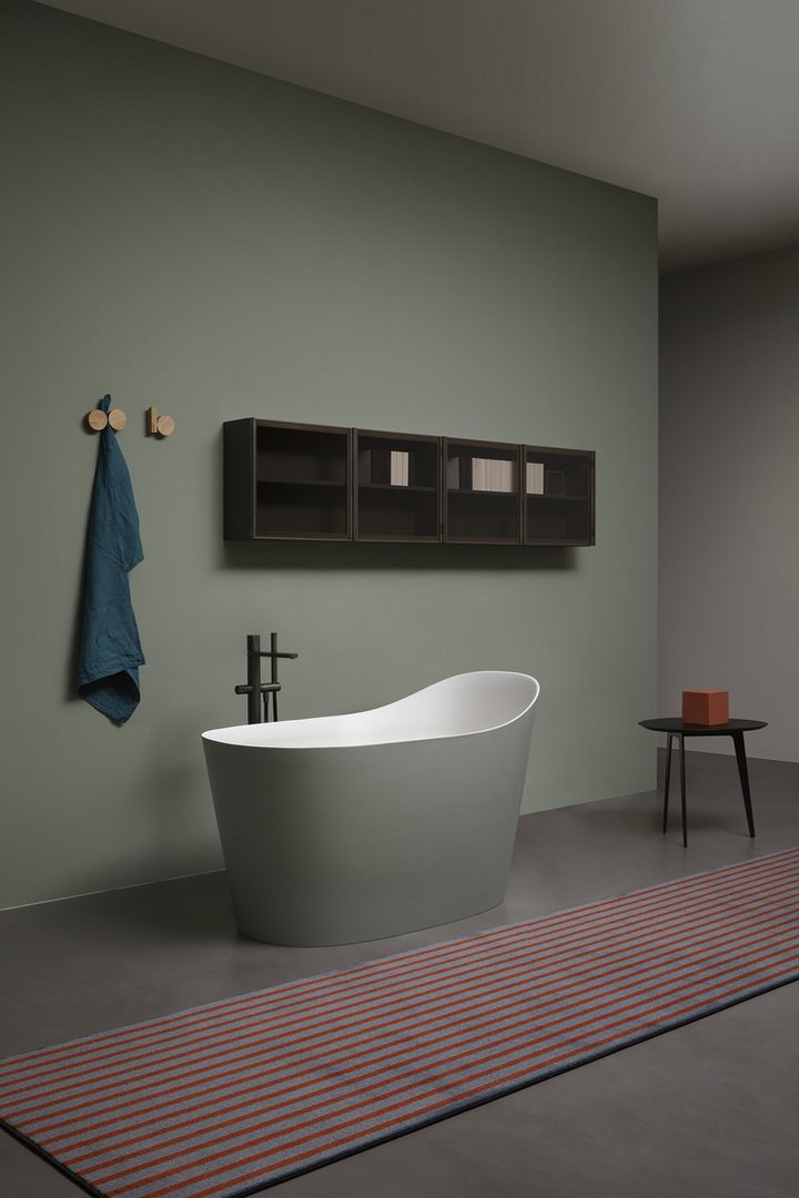 antoniolupi MASTELLO Sitzbadewanne aus Flumood®, Breite: 135cm, Tiefe: 75cm, Höhe: 87cm, innen weiß matt, außen lackiert nach antoniolupi Farbkarte-MASTELLO-5-DIV