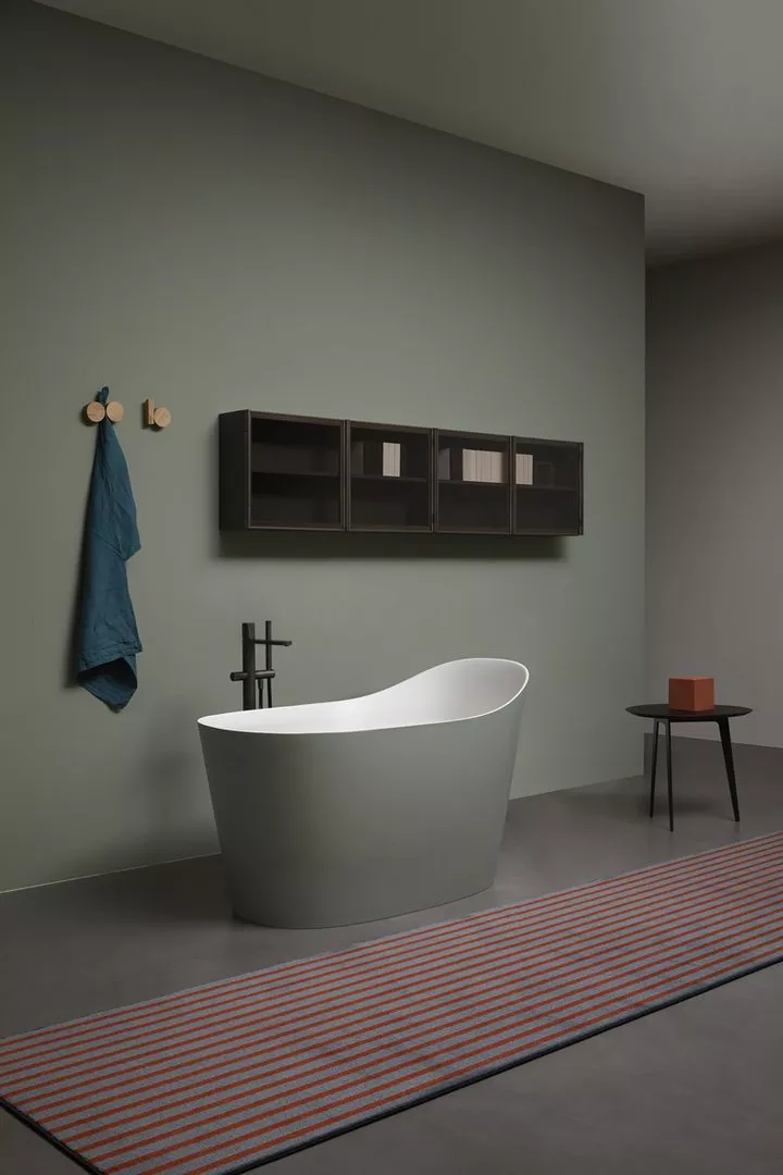 antoniolupi MASTELLO Sitzbadewanne aus Flumood®, Breite: 135cm, Tiefe: 75cm, Höhe: 87cm, innen weiß matt, außen lackiert nach antoniolupi Farbkarte-MASTELLO-5-DIV