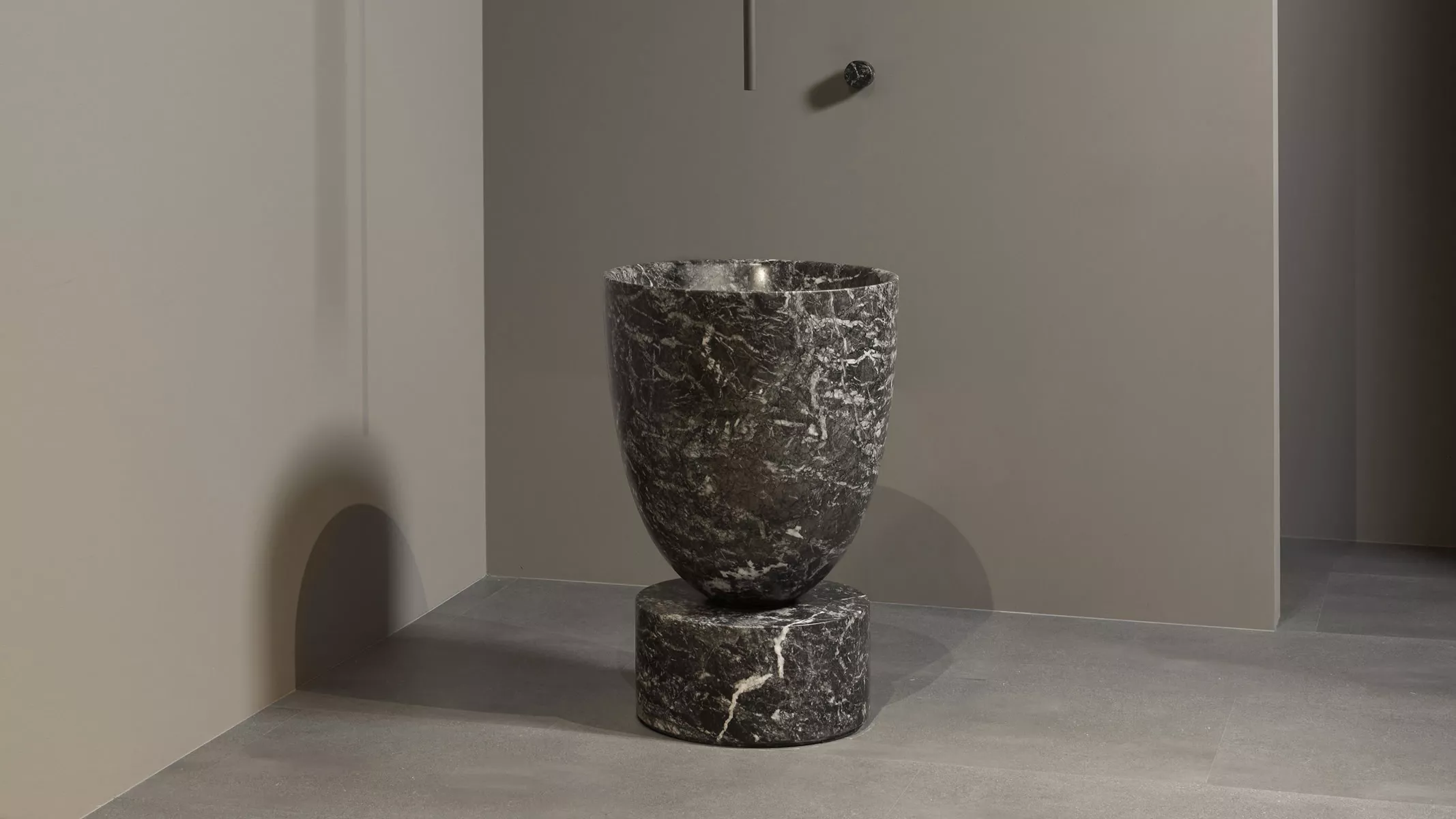 antoniolupi freistehendes Waschbecken aus Naturstein, Durchmesser: 55cm, Höhe: 85cm, grigio lavico-ARCADIA-GL