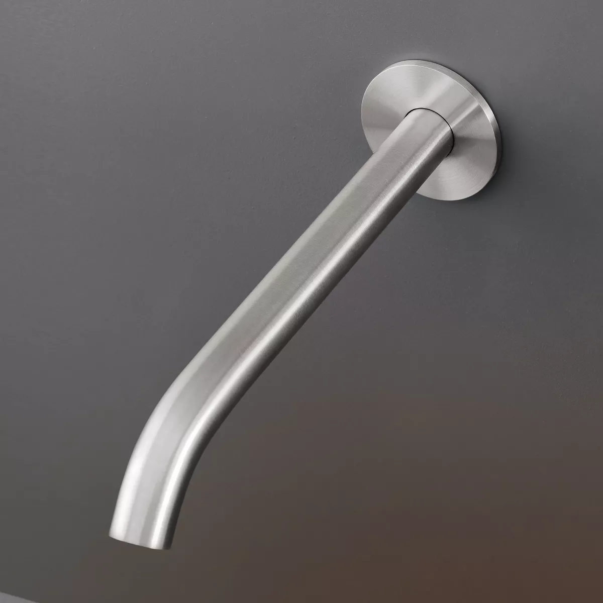 cea MIL 48 Wand-Auslauf, Ausladung:215mm, edelstahl satiniert-MIL48S