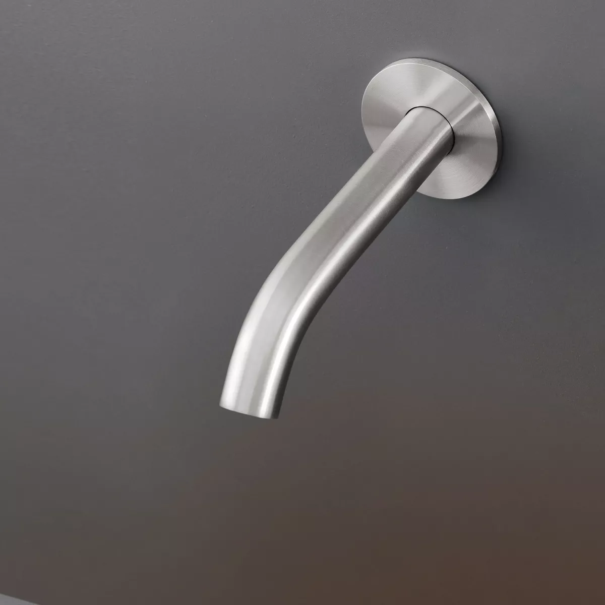 cea MIL 137 Wand-Auslauf, Ausladung:155mm, edelstahl satiniert-MIL137S