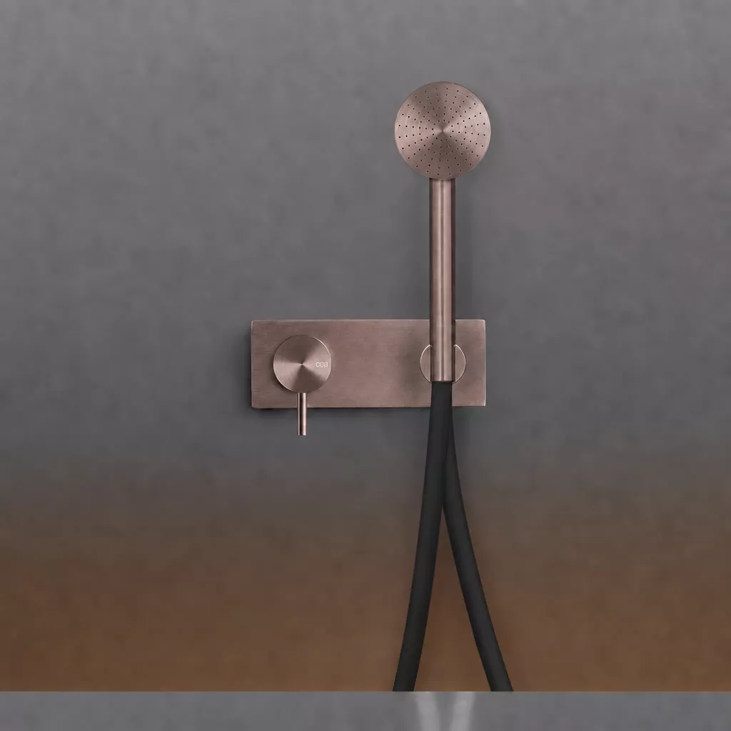 cea MIL 84Y Wand-Brause-Eingriffmischer mit Rundkopf-Handbrause, Durchmesser: 65mm, Schlauchfarbe schwarz nach RAL 9004, bronze satiniert - MIL84YBKZS cea MIL 84Y Wand-Brause-Eingriffmischer mit Rundkopf-Handbrause, Durchmesser: 65mm, Schlauchfarbe schwarz nach RAL 9004, bronze satiniert - MIL84YBKZS