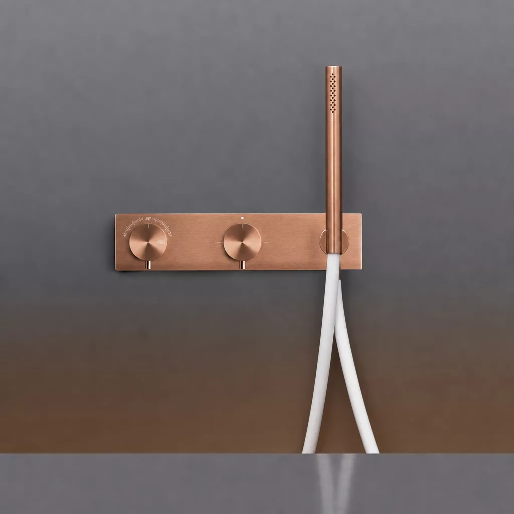 cea MIL 25 Wand-Brause-Thermostat mit 2-Wege-Umstellung und Stabhandbrause, Schlauchfarbe weiß nach RAL 9016, kupfer satiniert - MIL25WPS cea MIL 25 Wand-Brause-Thermostat mit 2-Wege-Umstellung und Stabhandbrause, Schlauchfarbe weiß nach RAL 9016, kupfer satiniert - MIL25WPS