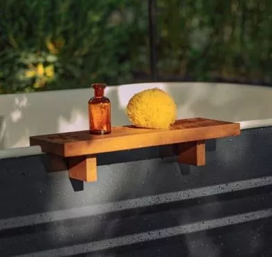 Agape VIEQUES Ablage aus Iroko-Holz für die VIEQUES und VIEQUES XS Badewanne, Breite: 49cm, Tiefe: 16cm - AVAS0971I Agape VIEQUES Ablage aus Iroko-Holz für die VIEQUES und VIEQUES XS Badewanne, Breite: 49cm, Tiefe: 16cm - AVAS0971I