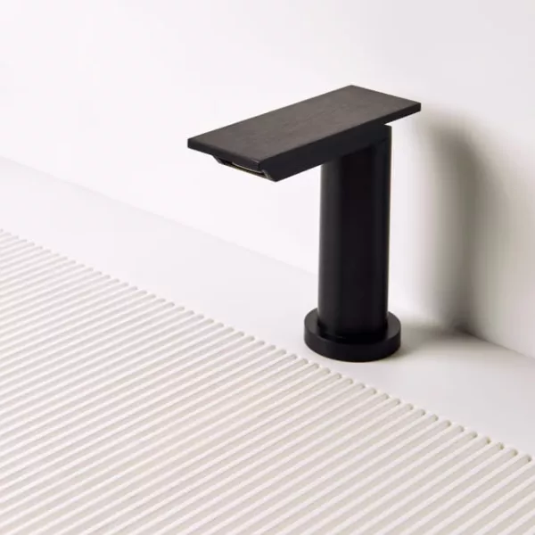 agape-sen-waschtischarmatur-.ESEN0912HN-schwarz-eloxiert-nendo