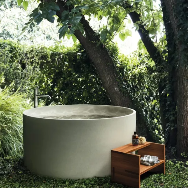 badewanne-in-out-agape-benedini-associati-outdoor-freistehend