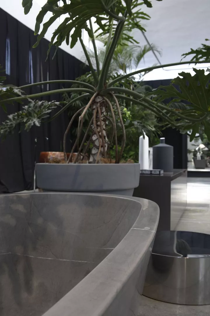 antoniolupi BAÌA Badewanne aus Naturstein, 185x90x50cm, grigio imperiale, Ablaufgarnitur chrom-BAIAGILU