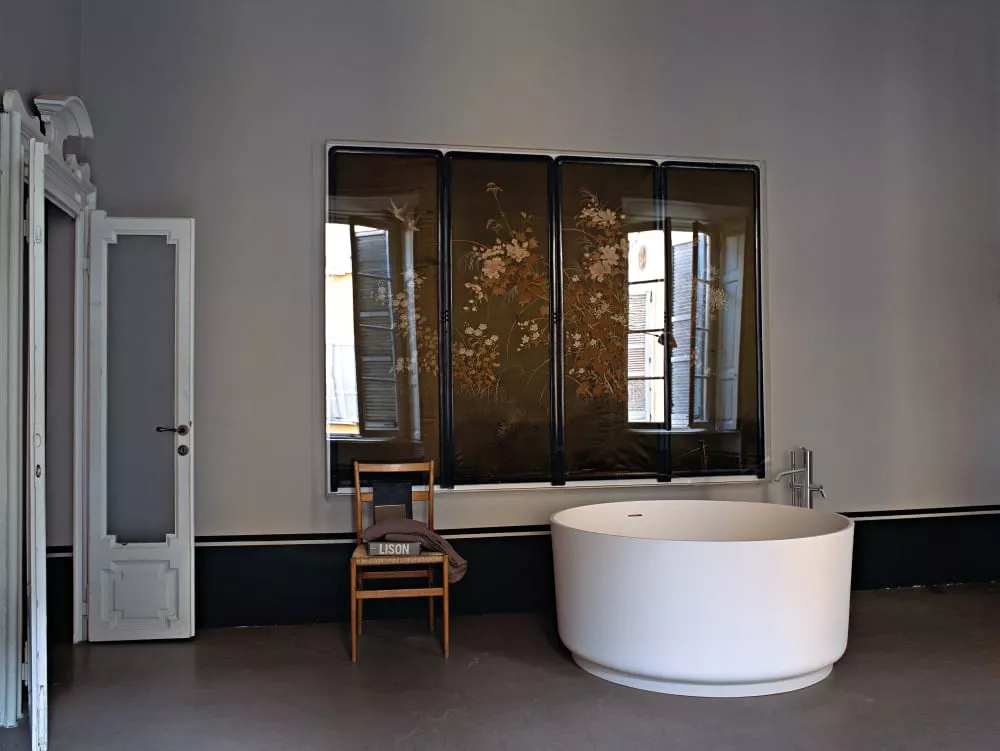 Agape IN-OUT freistehende Badewanne aus Solid Surface, Durchmesser: 130cm, Höhe: 60cm, innen weiß matt, außen weiß matt - AVAS1041SSZZ Agape IN-OUT freistehende Badewanne aus Solid Surface, Durchmesser: 130cm, Höhe: 60cm, innen weiß matt, außen weiß matt - AVAS1041SSZZ