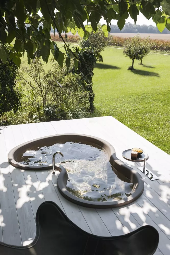 Agape DR Einbauwanne aus Zement, Breite: 189,5cm, Tiefe: 139,5cm, Höhe: 56,5cm, externe Befüllung, inklusive Ablaufgarnitur mit Siphon, Wannenfarbe kaffee - AVAS1092E570 Agape DR Einbauwanne aus Zement, Breite: 189,5cm, Tiefe: 139,5cm, Höhe: 56,5cm, externe Befüllung, inklusive Ablaufgarnitur mit Siphon, Wannenfarbe kaffee - AVAS1092E570