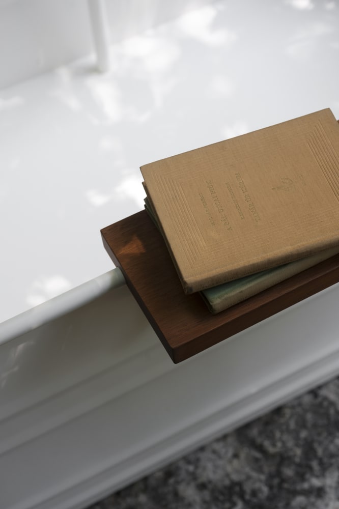 Agape VIEQUES Ablage aus Iroko-Holz für die VIEQUES und VIEQUES XS Badewanne, Breite: 49cm, Tiefe: 16cm - AVAS0971I