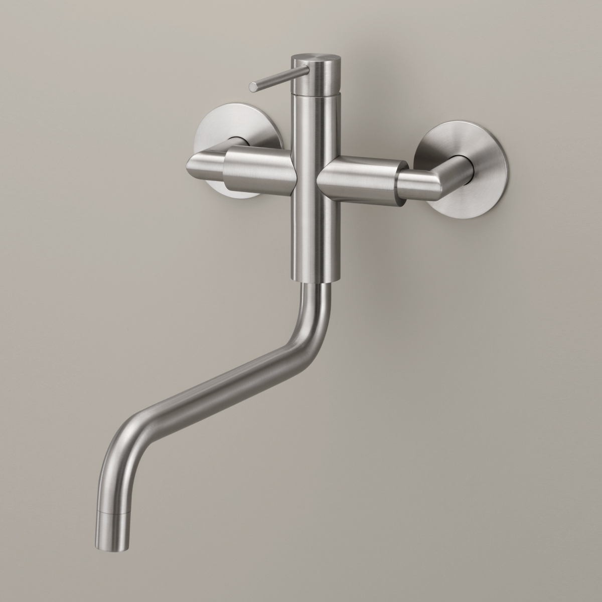ceadesign GASTONE Wand-Armatur mit schwenkbarem Auslauf, Ausladung: 295mm, ohne Einbaukörper, edelstahl satiniert-GAS21S