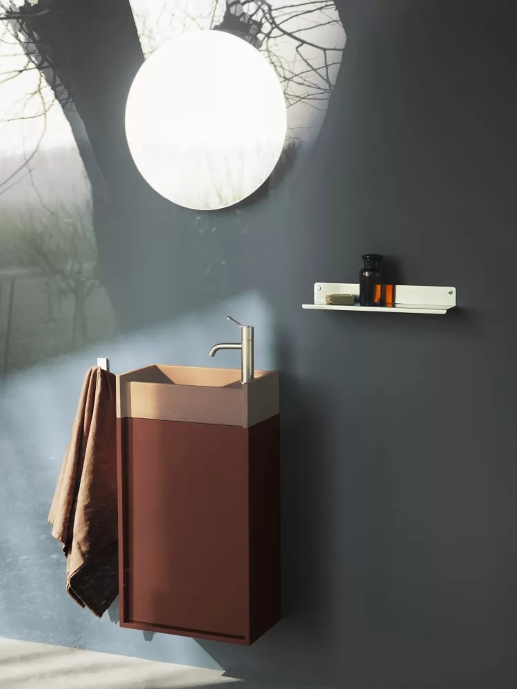 Agape VENTIQUARANTA wandhängender Waschtisch mit Becken aus Zement und Schrank aus lackiertem Holz, Breite: 40cm, Tiefe: 22,8cm, Höhe: 72cm, mit einer Klapptür mit Stoff-Wäschesack, mit Hahnloch, inkl. Ablaufgarnitur, ziegelrot - ACER2040OR730+AMOB2040O Agape VENTIQUARANTA wandhängender Waschtisch mit Becken aus Zement und Schrank aus lackiertem Holz, Breite: 40cm, Tiefe: 22,8cm, Höhe: 72cm, mit einer Klapptür mit Stoff-Wäschesack, mit Hahnloch, inkl. Ablaufgarnitur, ziegelrot - ACER2040OR730+AMOB2040O