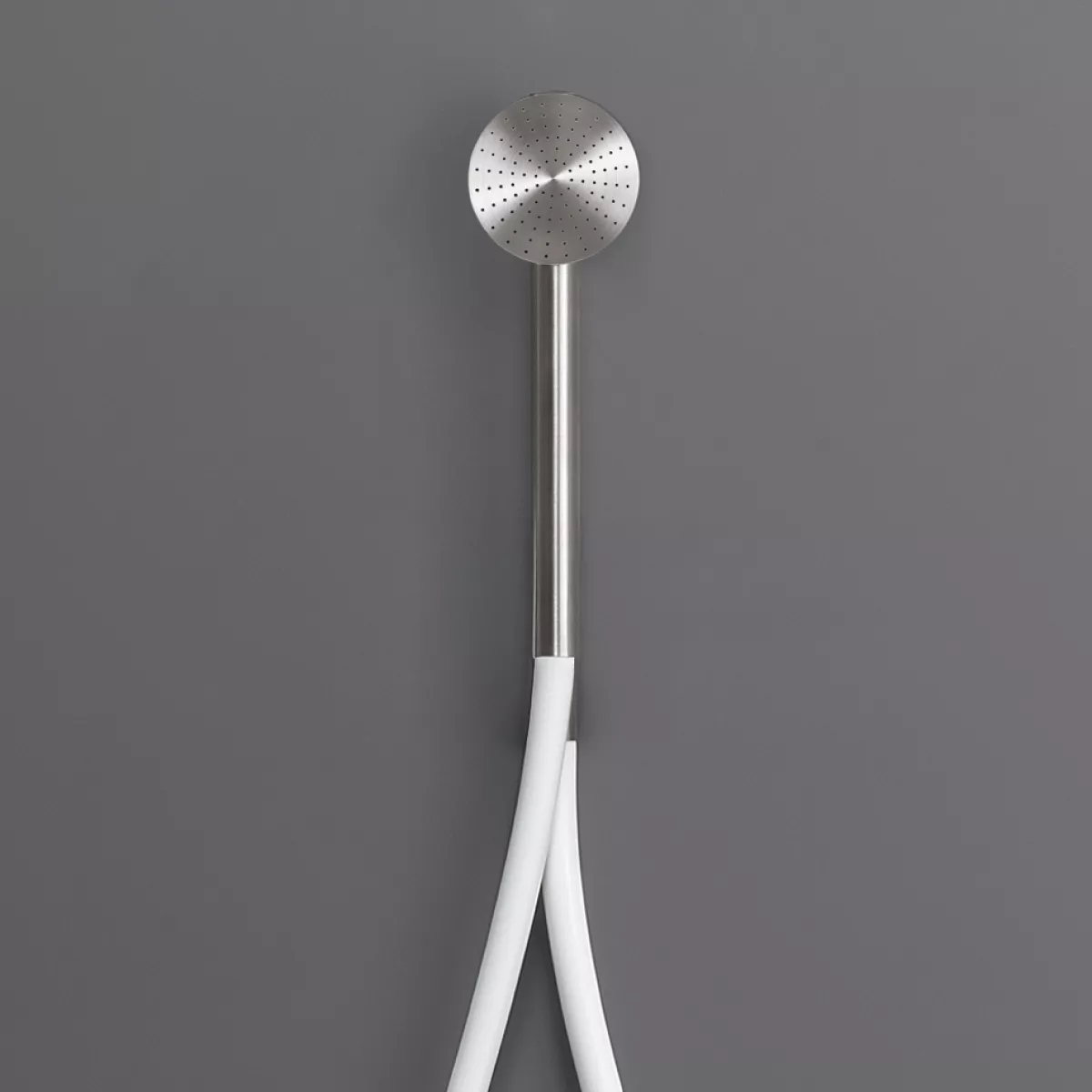 cea FRE169Y Rundkopfbrause mit Brauseschlauch, Schlauchfarbe weiß nach RAL 9016, edelstahl satiniert - FRE169YWS cea FRE169Y Rundkopfbrause mit Brauseschlauch, Schlauchfarbe weiß nach RAL 9016, edelstahl satiniert - FRE169YWS