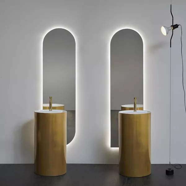 antoniolupi USB LED-Spiegel, Breite: 108cm, Höhe 50cm, oben und unten abgerundet, Lichtfarbe: 4000K, neutralweiß-USB10108W-4000