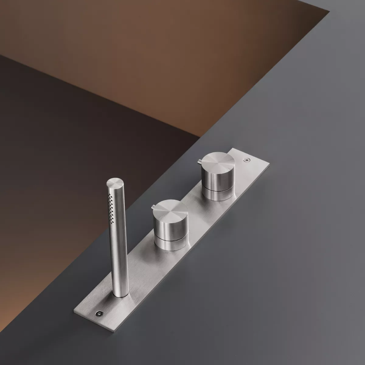 cea MIL 27 Wannen-Thermostat für Randmontage mit 2-Wege-Umstellung und Stabhandbrause, edelstahl satiniert-MIL27S