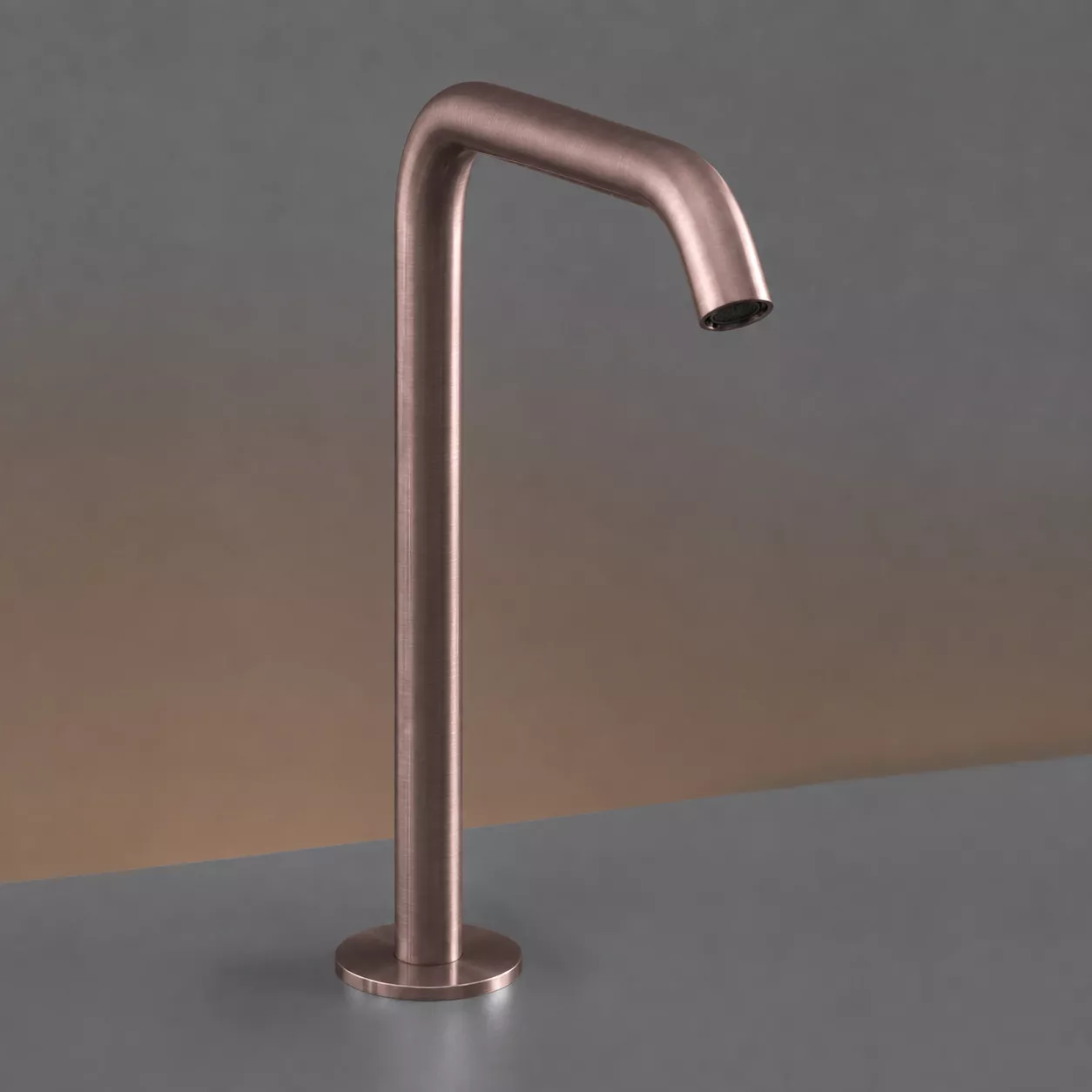 cea MIL 70 schwenkbarer Standauslauf, Höhe: 280mm, bronze satiniert - MIL70ZS